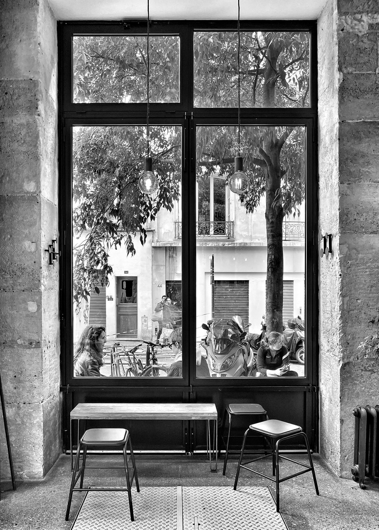 Un café à Paris! 