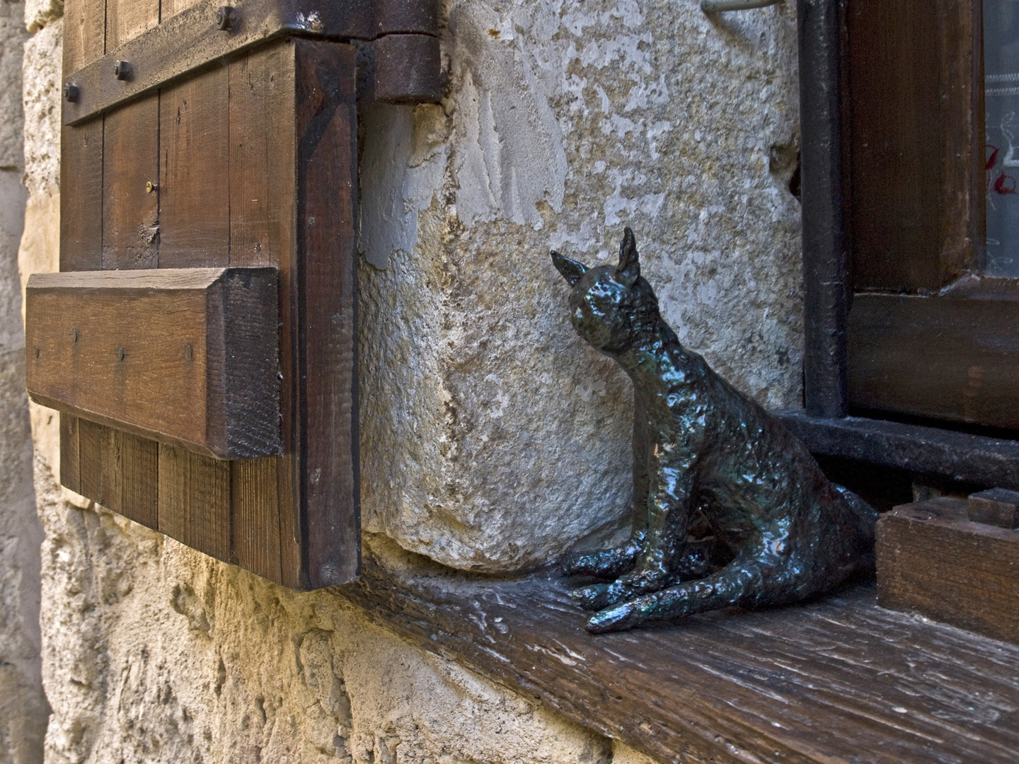 Un chat à La Romieu, le village des chats  --  Eine Katze in la Romieu, das Dorf der Katzen