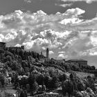 Un cielo minaccioso sopra città alta