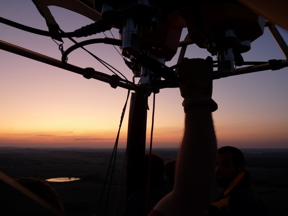 Un coucher de soleil pour une fois pris de là haut !