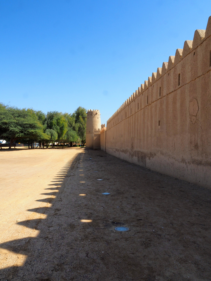 Un des murs d’enceinte du Fort Al Jahili