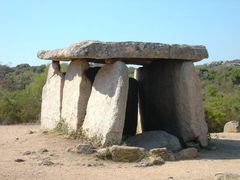 Un des nombreux Dolmen