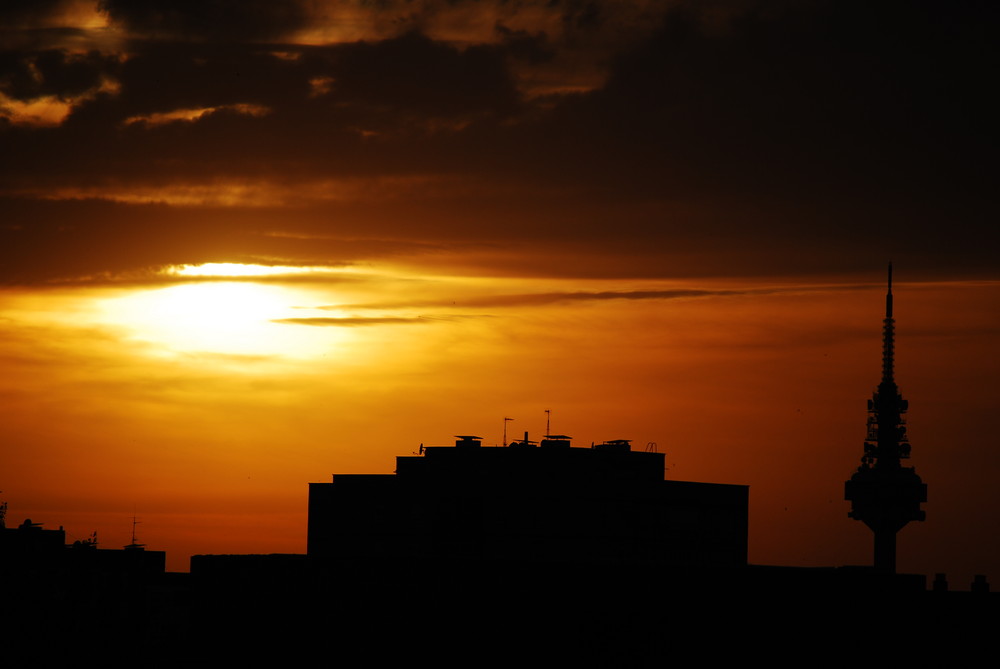 un dia caluroso madrileño, atardecer