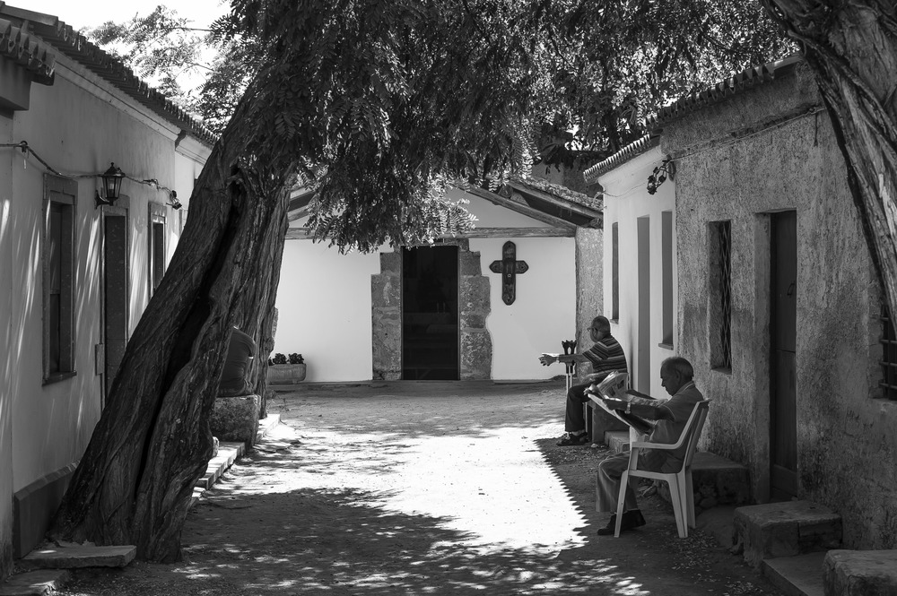 un dimanche après midi sur le chemin de l'église