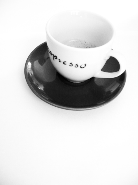 un espresso per favore