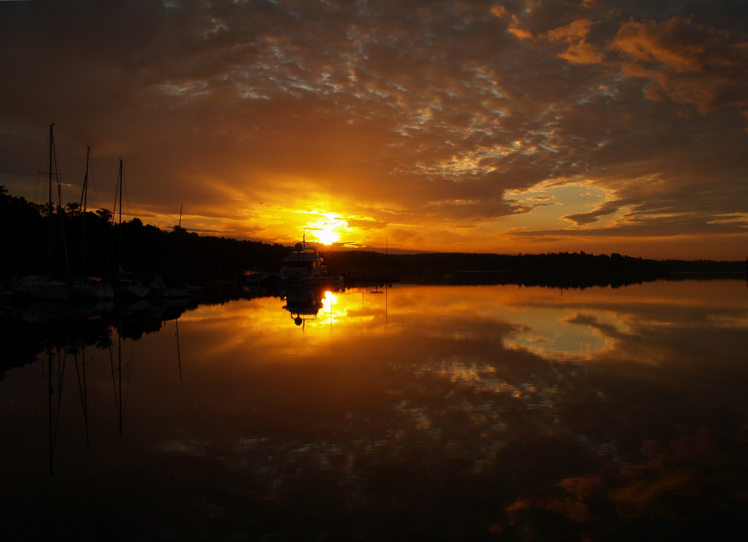 UN EXPLOSIVO AMANECER