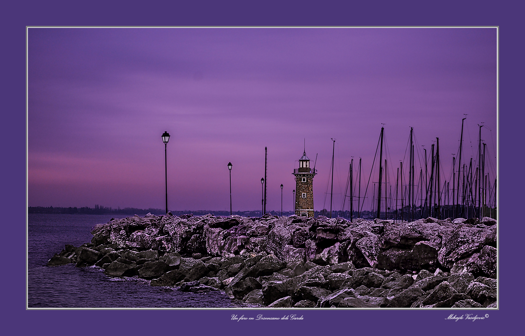 Un faro en Desenzano del Garda