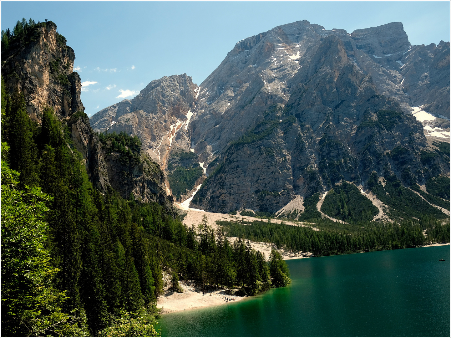 Un gioiello fra le cime dolomitiche.