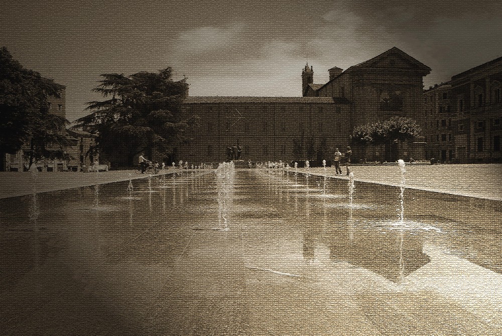 Un giorno in piazza a Reggio Emilia