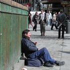 UN HOMBRE SORIENTE ES, UN HOMBE FELIZ