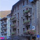 Un hôtel à l’architecture typique  --  Andorre-la-Vieille