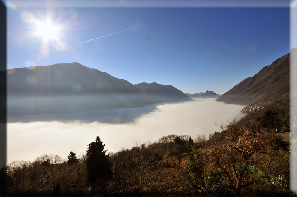 Un lago di nebbia...