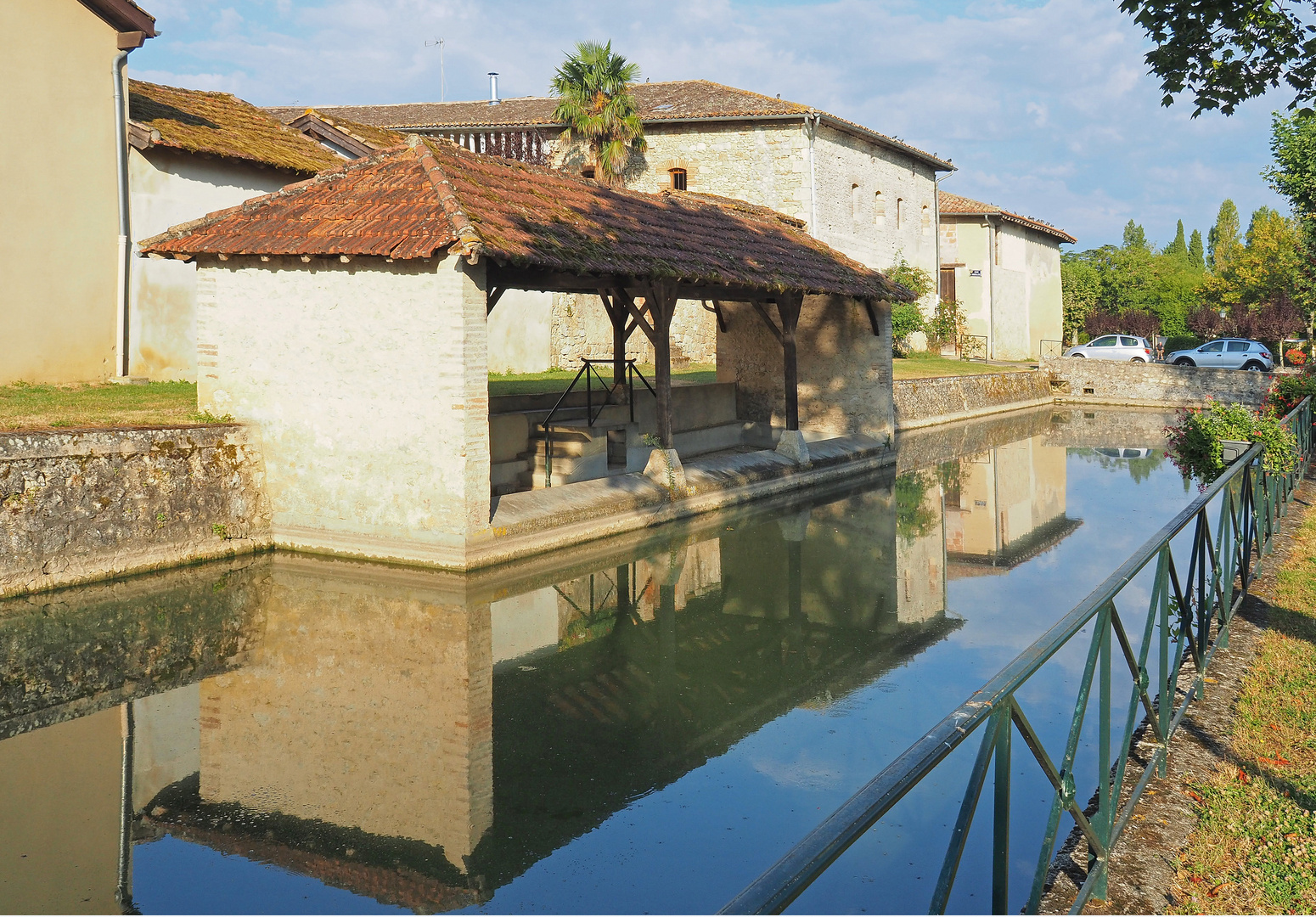 Un lavoir à Cologne  -  Gers