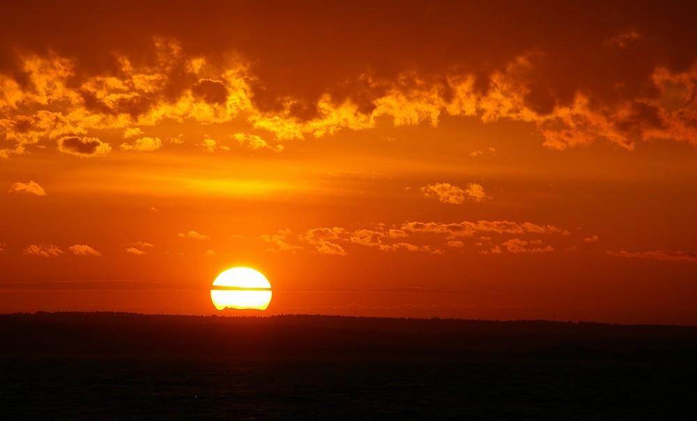 Du Lever Du Soleil Jusqu'à Son Coucher Un lever de soleil... photo et image | divers, nature Images fotocommunity