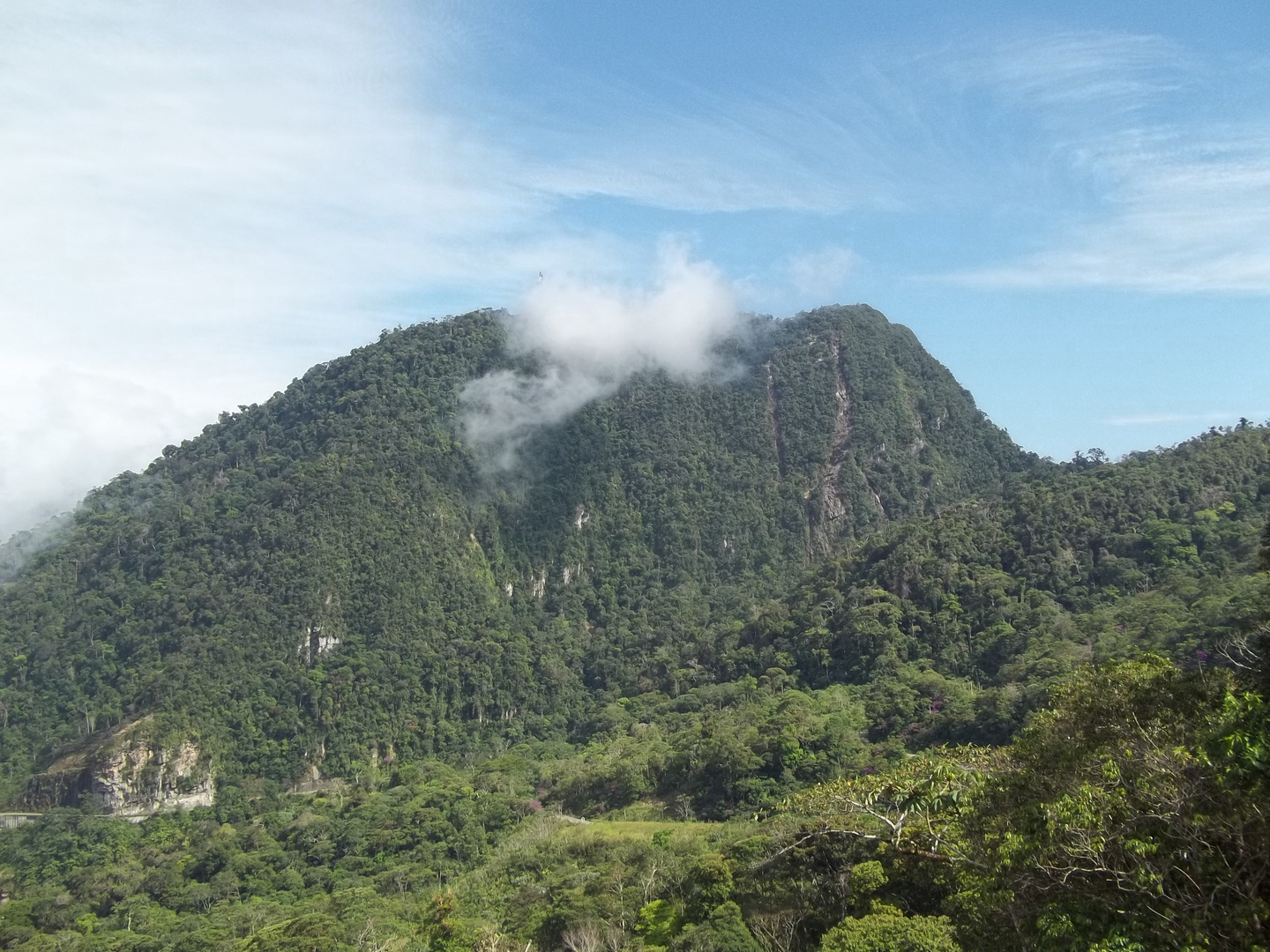 Un lugar donde las nubes tocan el suelo