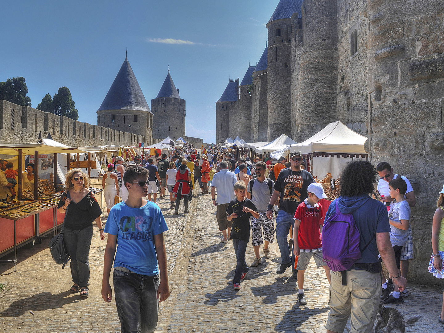 un mare di colori a Carcassone