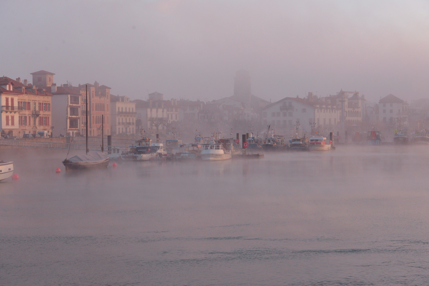 un matin a st jean de luz