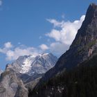 un pain de sucre en savoie devant un glacier!!!!!