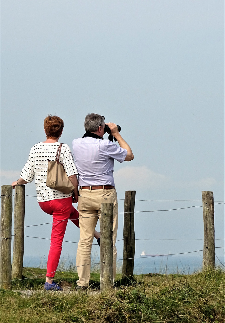 Un pantalon rouge au Cap Blanc Nez