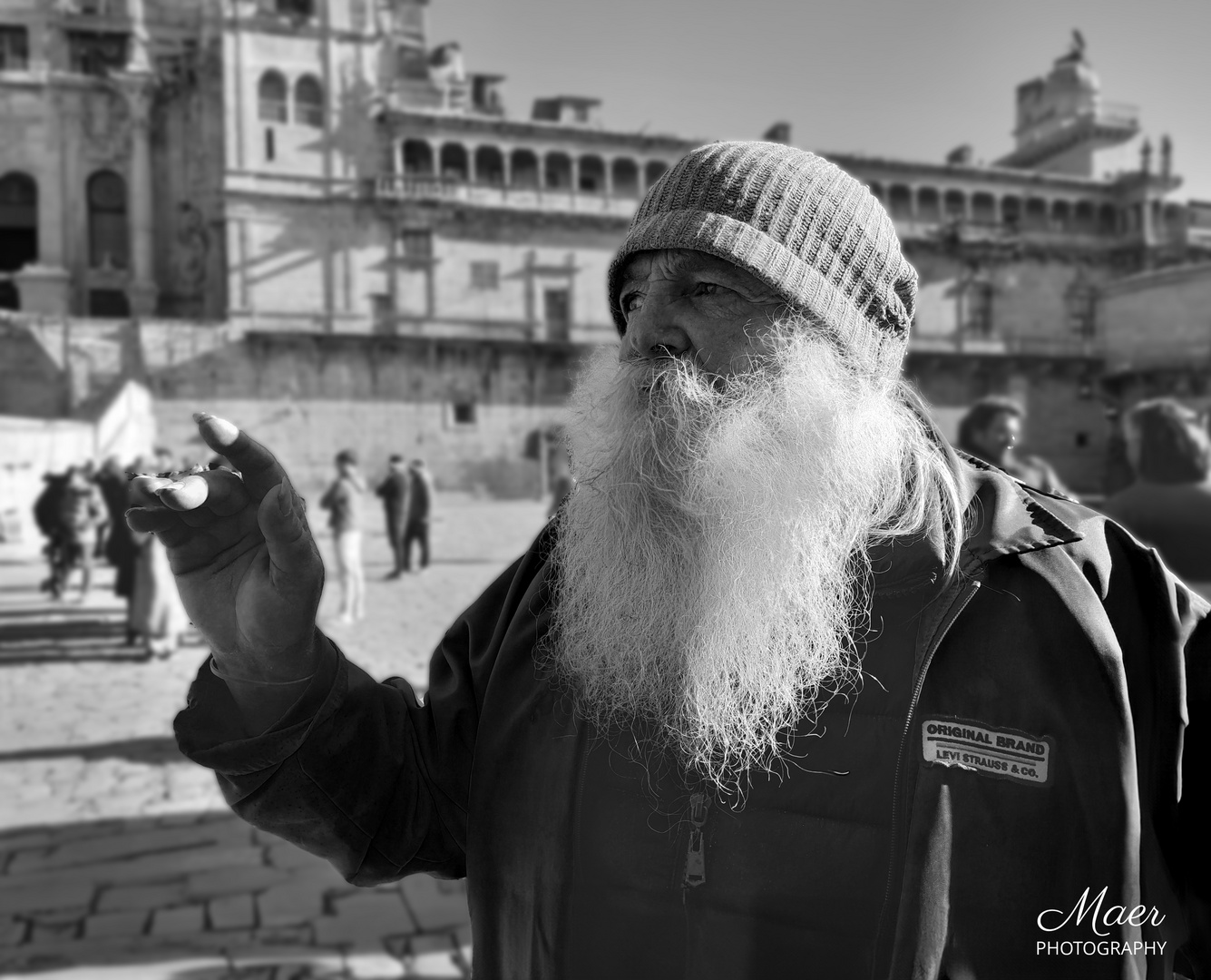  Un peregrino francés, que busca la paz para el mundo.