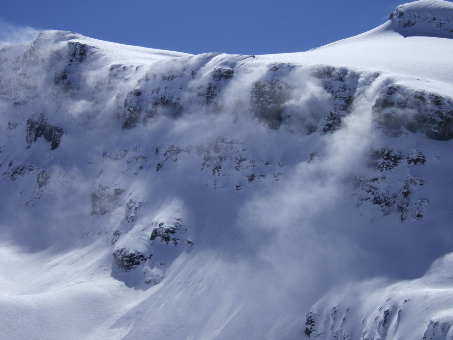 un peu de vent au col de la gemmi