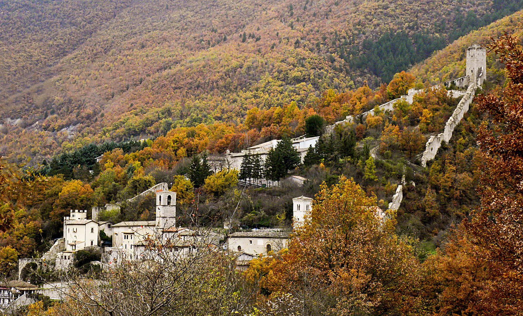 un piccolo gioiello dell'Appennino