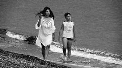 Un pomeriggio al mare con i piedi nell'acqua...