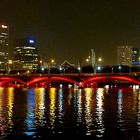 Un Pont à Singapour By Night