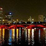 Un Pont à Singapour By Night