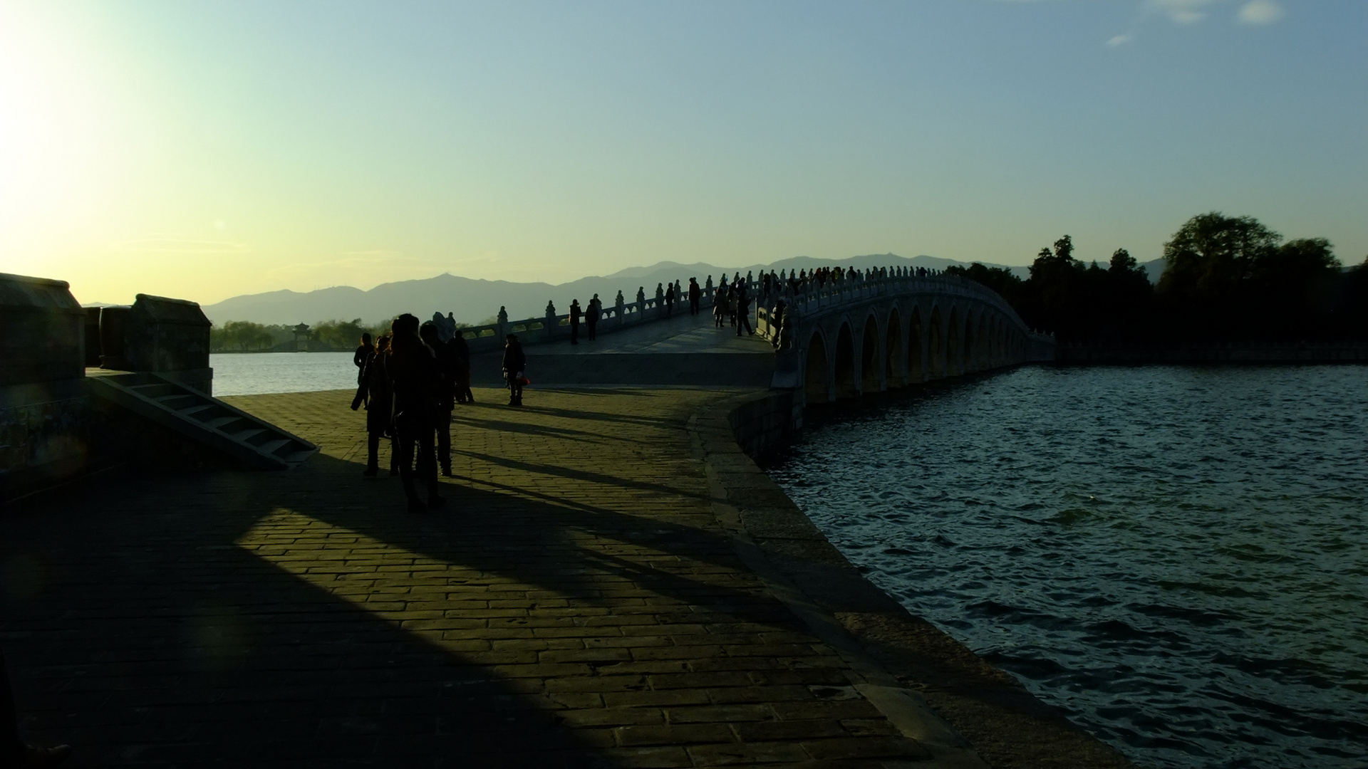 Un pont plus loin...