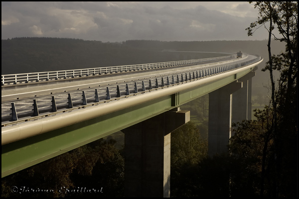 Un pont sur l'A28