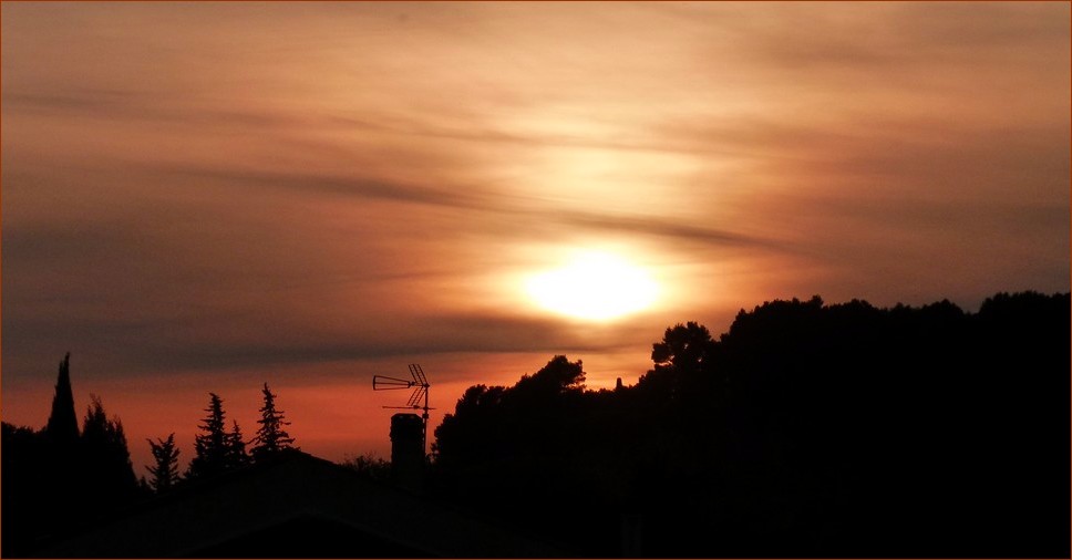 *un soir dans le LUBERON*