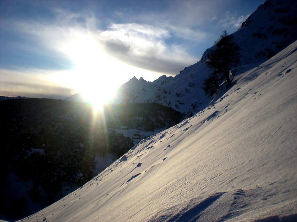 Un tramonto semplice di montagna..