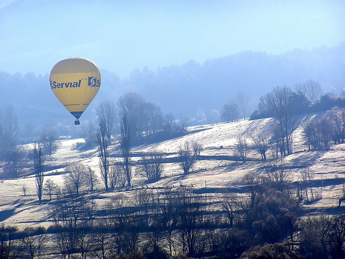 UN VUELO ETEREO