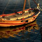 UNA BARCA EN EL PUERTO DE TARRAGONA.