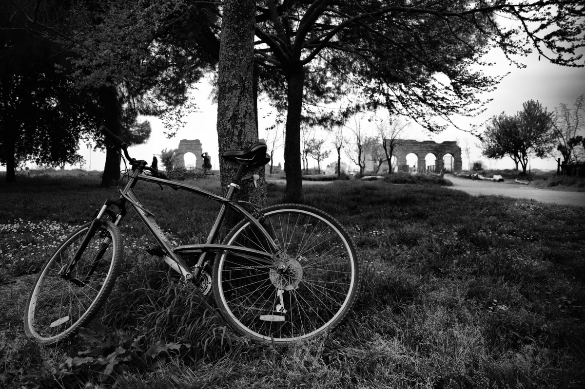 Una bici al parco degli acquedotti