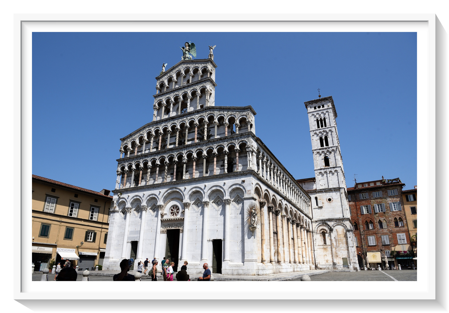 Una cartolina di Lucca