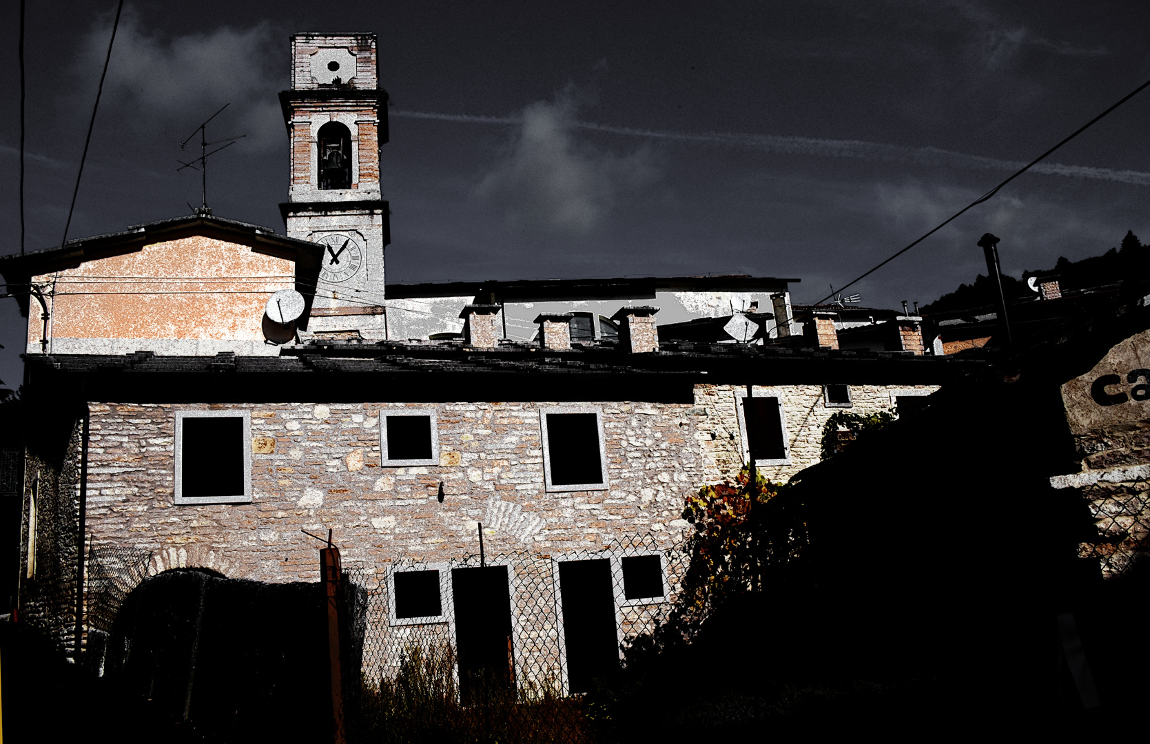 Una chiesa in montagna