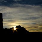 Una estrella luce en las ruinas