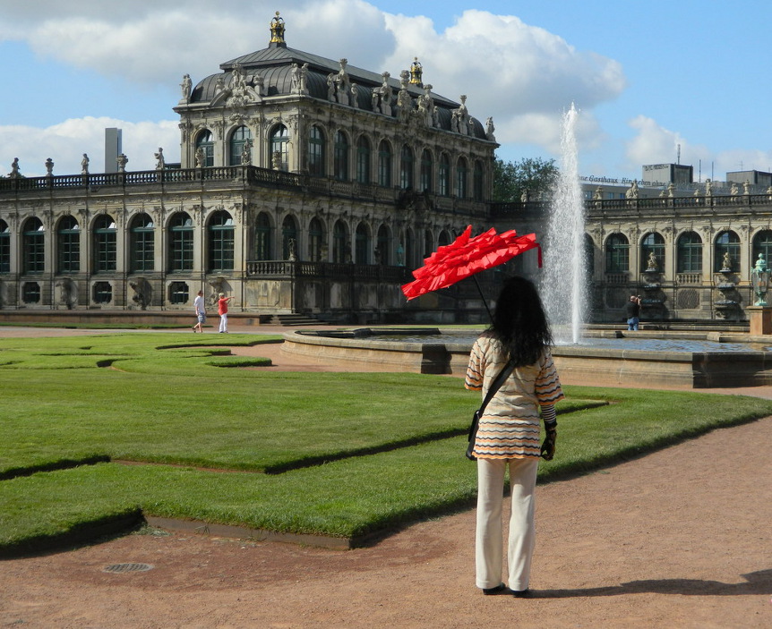 Una guida cinese allo Zwinger