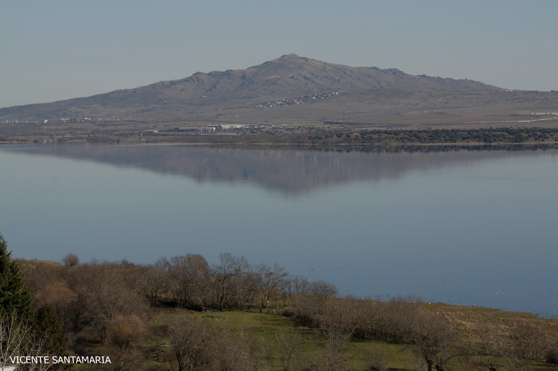 UNA PARTE PEQUEÑA DEL PANTANO DE SANTILLANA