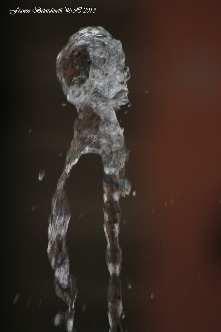 Una scultura d'acqua
