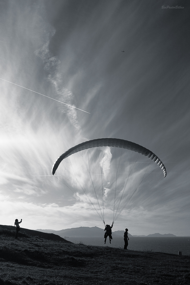 UNA TARDE DE PARAPENTES-DESPEGUE 3