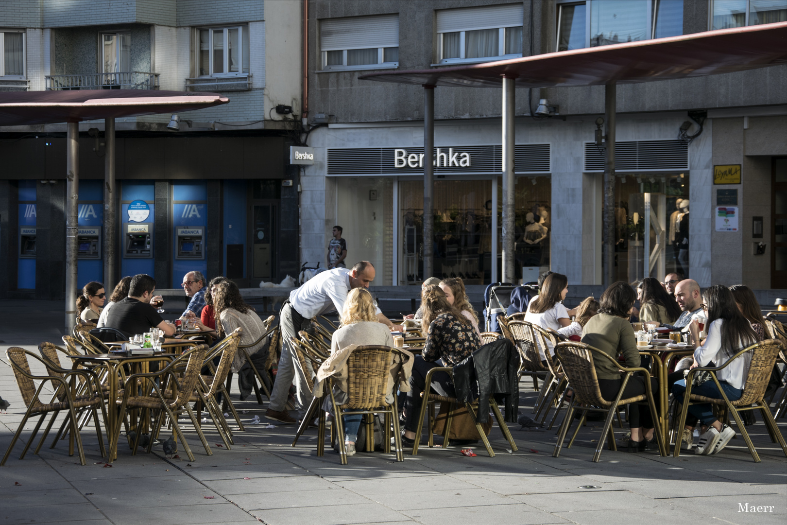 Una terraza compostelana en Diciembre a 22º de temperatura.