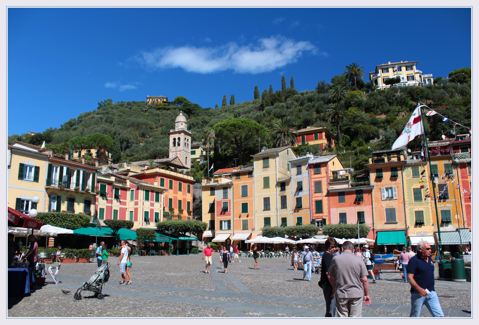 Una tranquilla mattinata in piazzetta