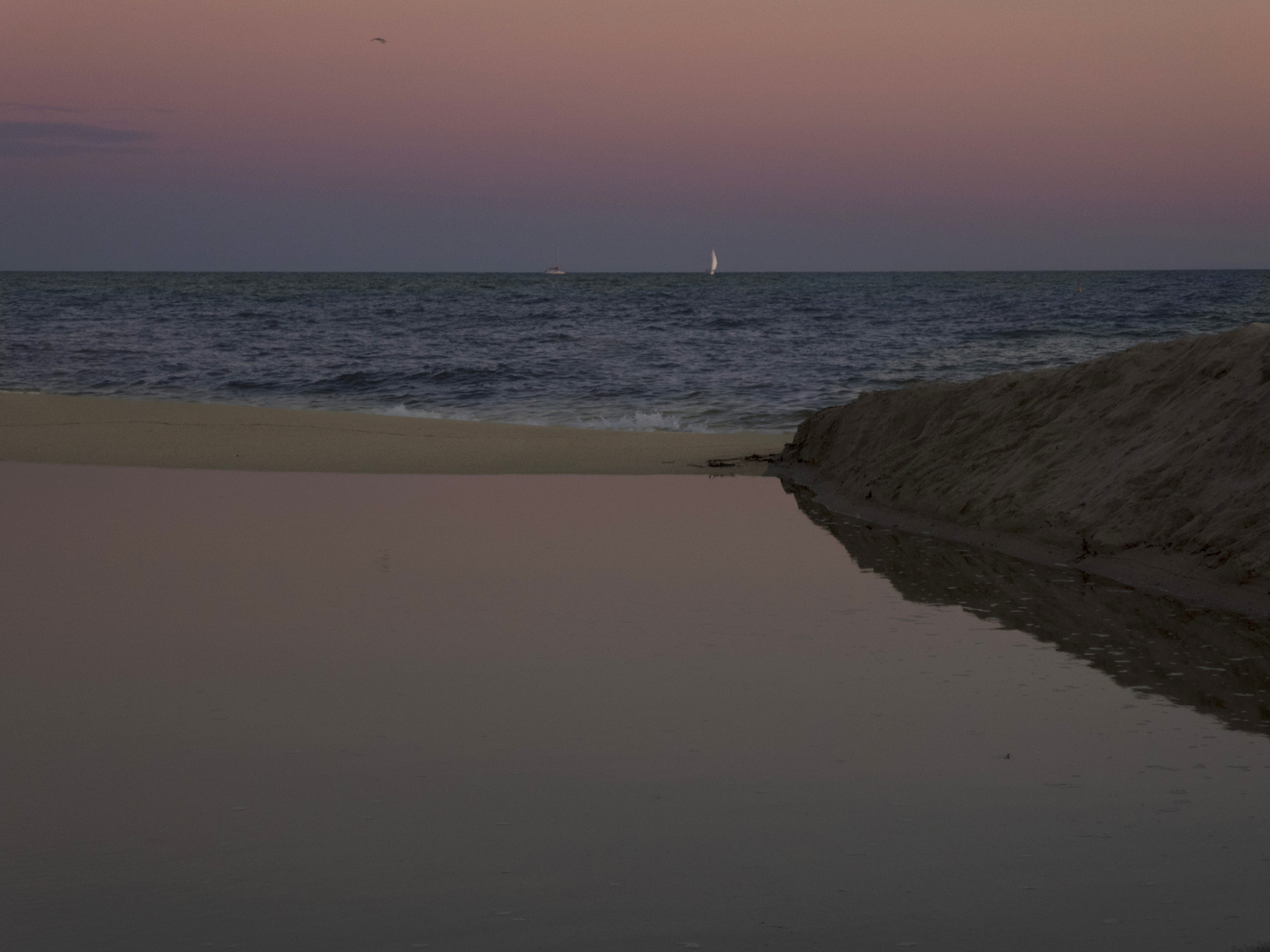 Una vela blanca