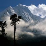 Unbedeutender Gipfel im Manaslu-Gebiet