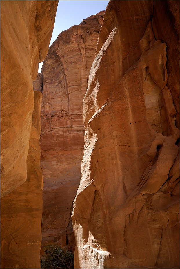 Unbehauen und verwittert (1), Petra - Jordanien