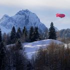 Unbekanntes Flugobjekt nähert sich