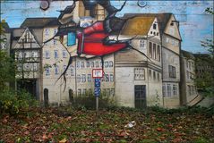 * unbekanntes Hamburg ** Graffiti *